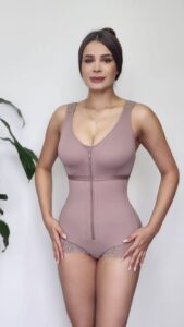 Faja body varilla al costado