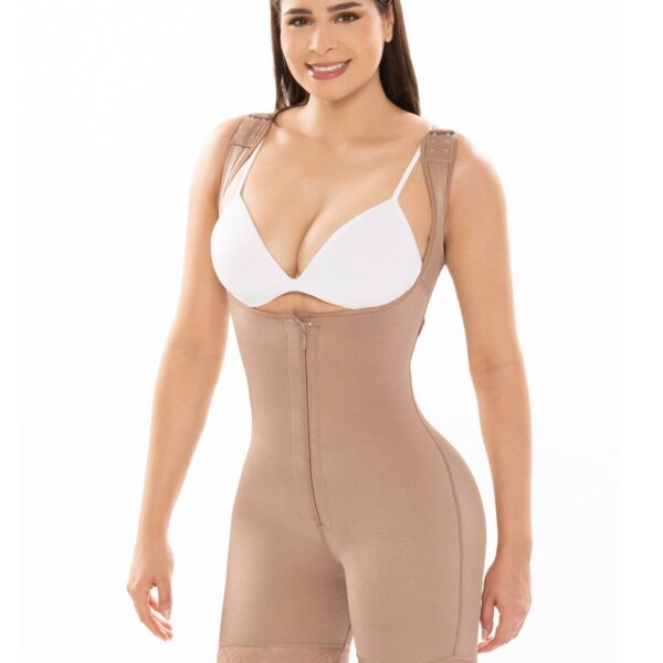 Faja licra con espalda ancha, Cola invisible